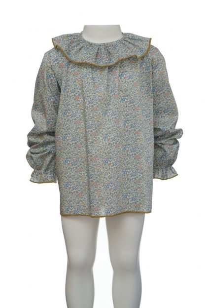 Blusa cuello volante en Liberty